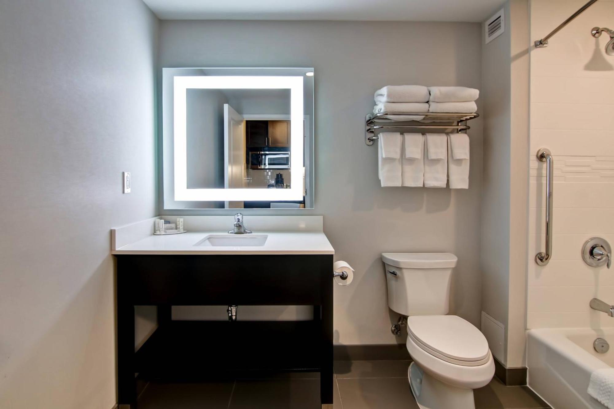 Towneplace Suites By Marriott Кинкардин Екстериор снимка